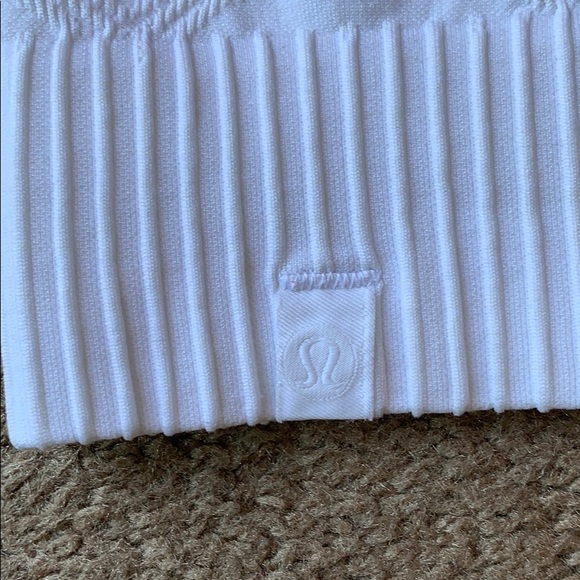 Lululemon Rest less Pullover LS  white sz 8 - Picture 4 of 8